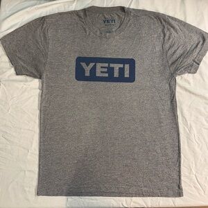 Men’s Yeti T-Shirt Size Medium